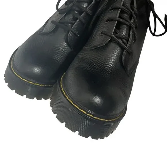 Dr. Martens Black Lace Up Boots - Picture 5 of 12